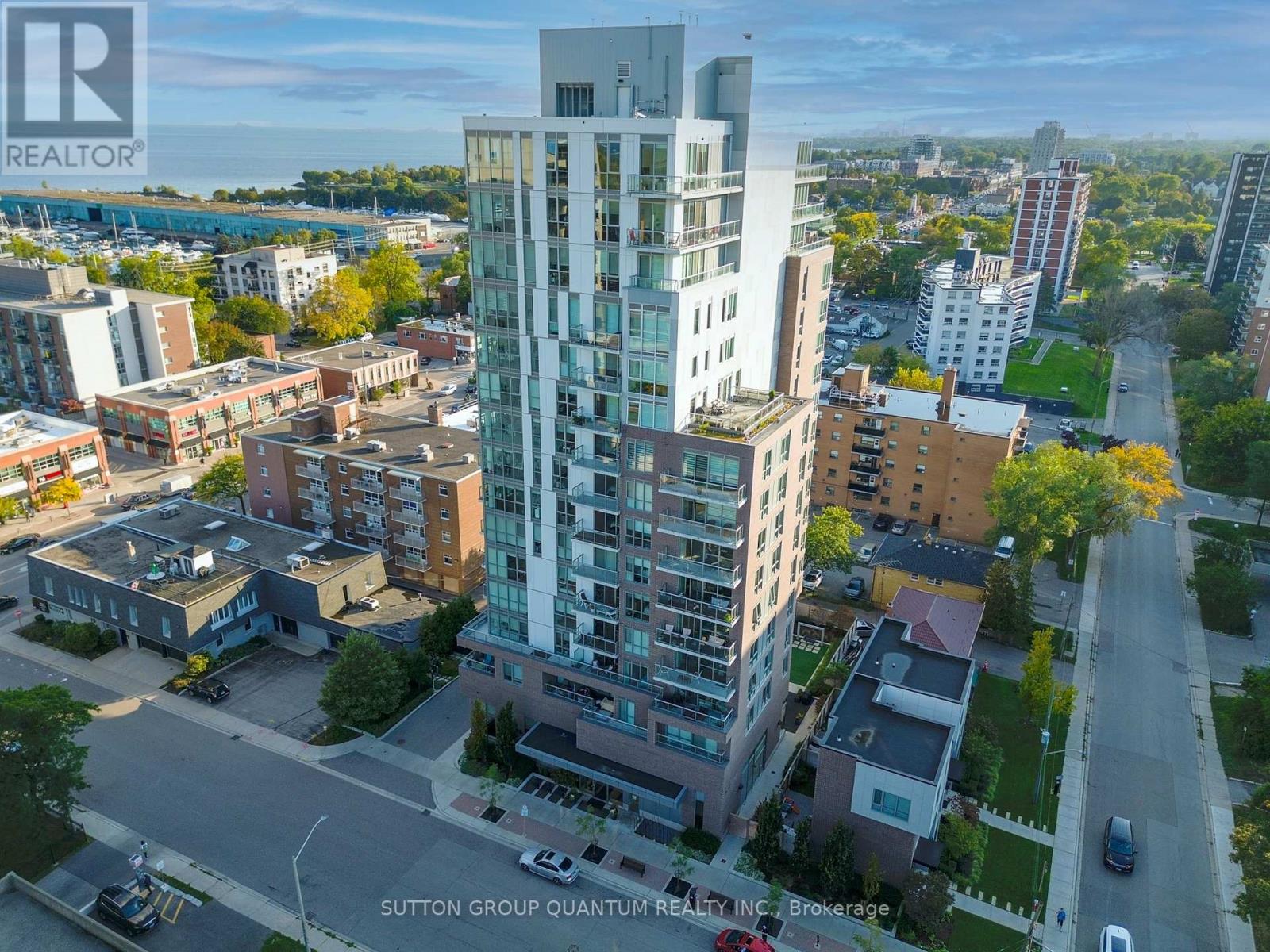 603 - 8 Ann Street, Mississauga, Ontario  L5G 3E6 - Photo 3 - W12431492