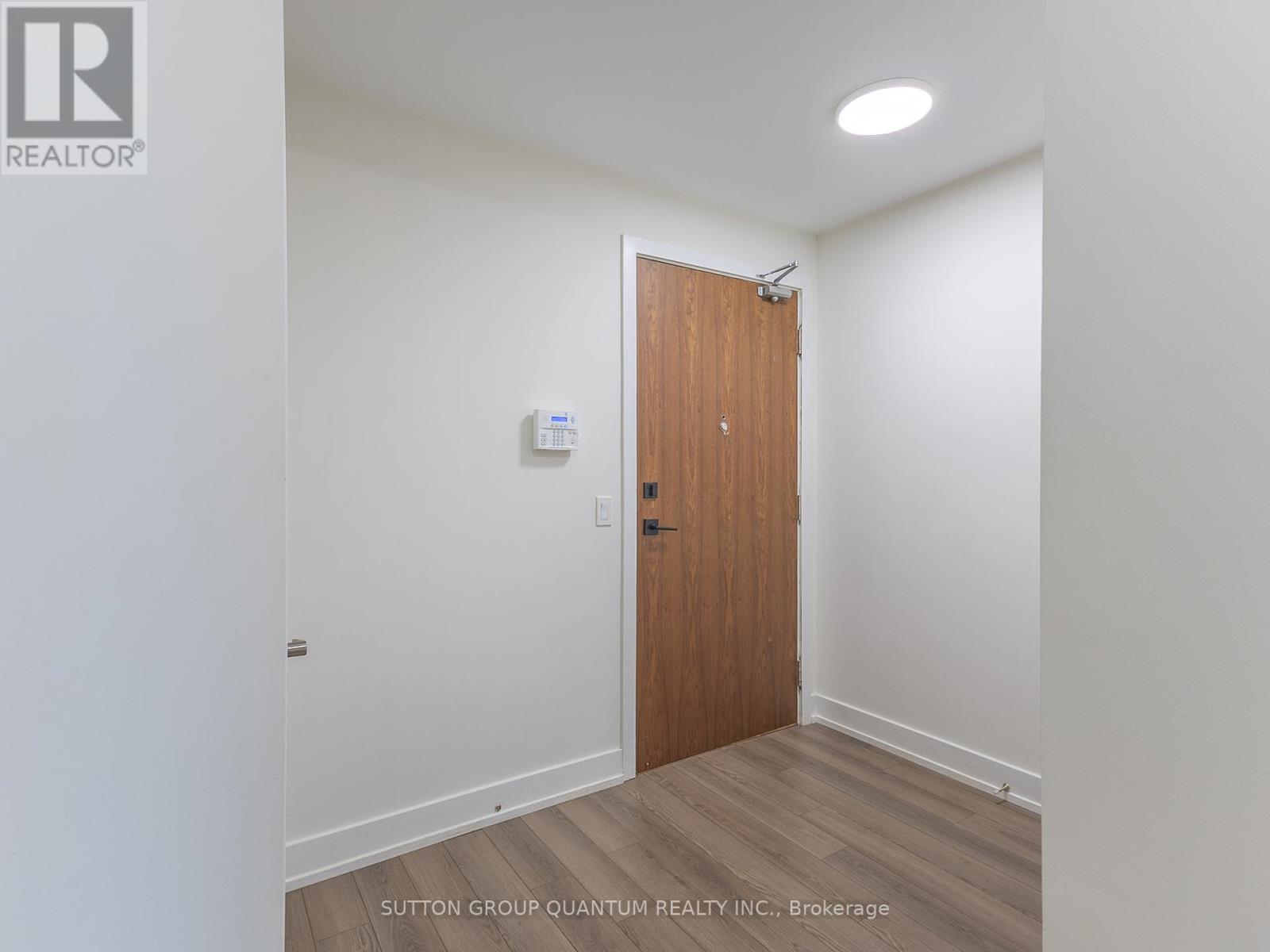 603 - 8 Ann Street, Mississauga, Ontario  L5G 3E6 - Photo 7 - W12431492