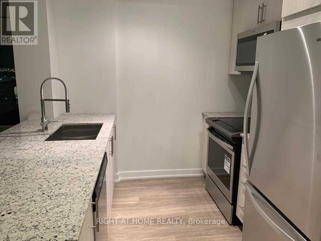 1704 - 4085 Parkside Village Drive, Mississauga, Ontario  L5B 0K8 - Photo 17 - W12431503