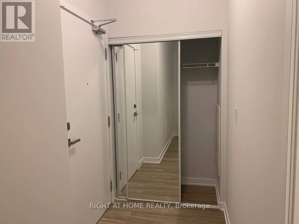 1704 - 4085 Parkside Village Drive, Mississauga, Ontario  L5B 0K8 - Photo 21 - W12431503