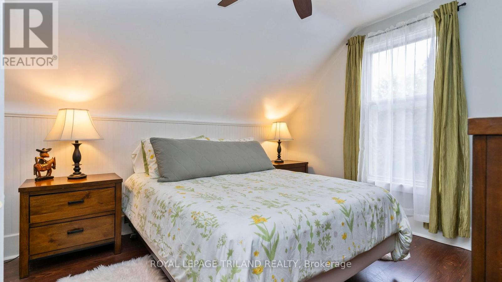 19 Cedar Street, St. Thomas, Ontario  N5R 1M4 - Photo 22 - X12431532