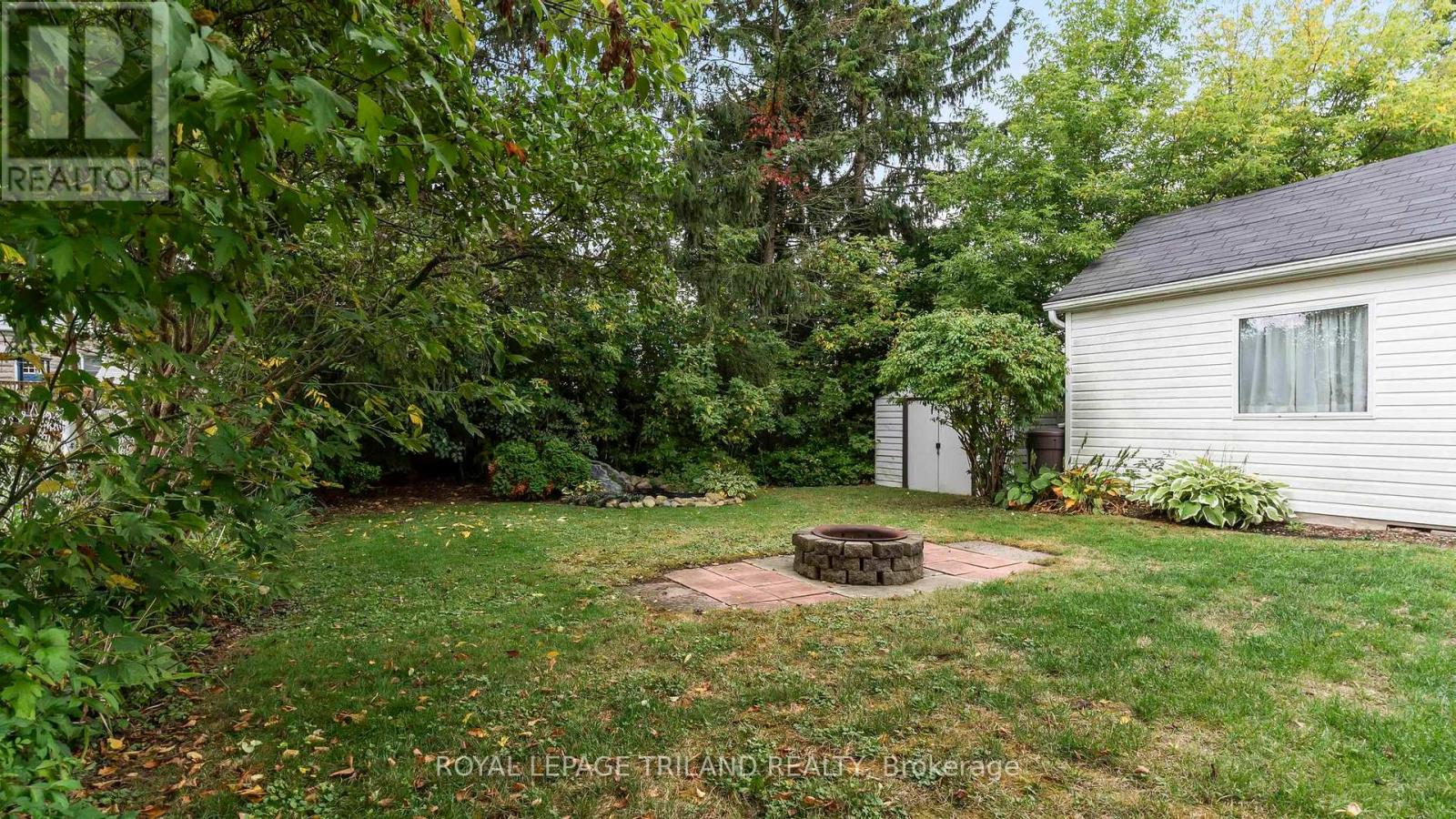 19 Cedar Street, St. Thomas, Ontario  N5R 1M4 - Photo 31 - X12431532