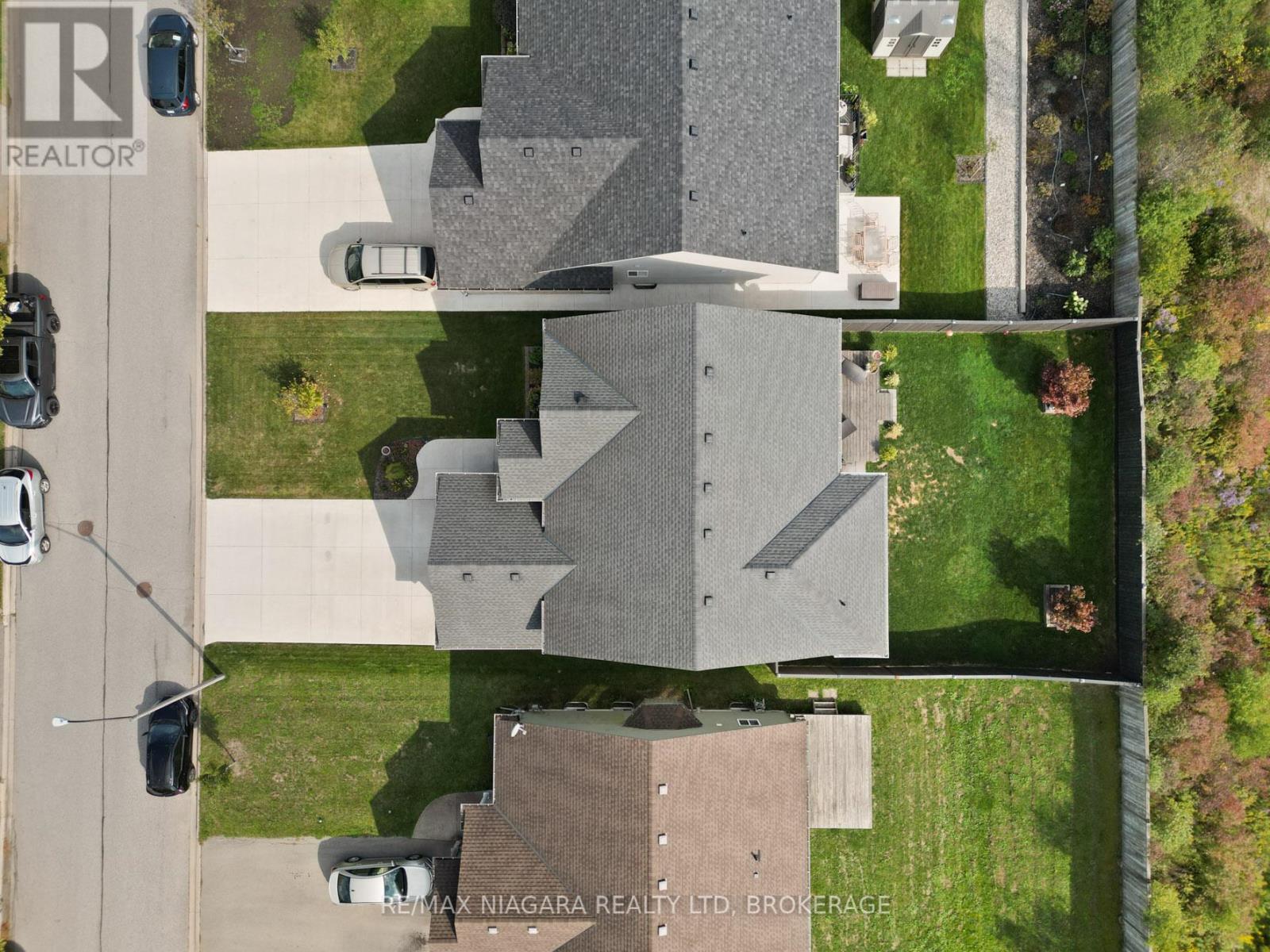 3597 Carver Street, Fort Erie, Ontario  L0S 1S0 - Photo 27 - X12431403
