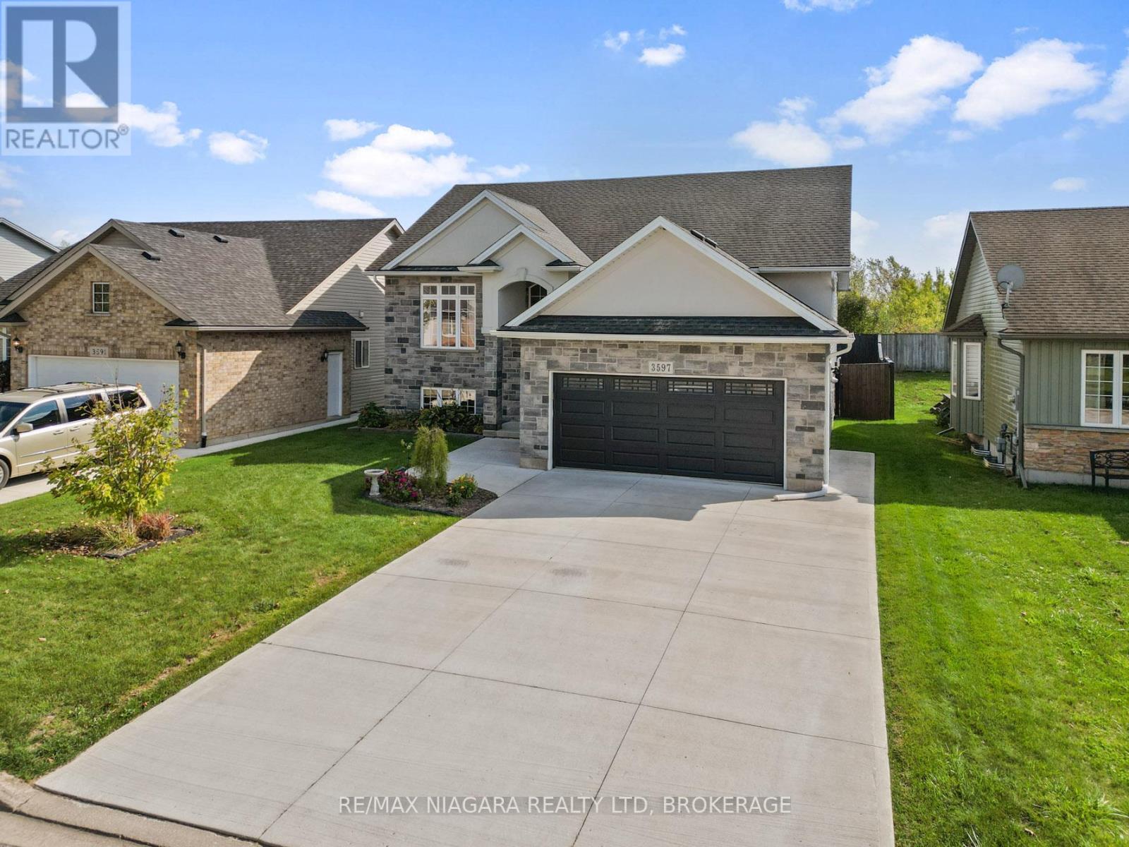 3597 CARVER STREET, Fort Erie, Ontario