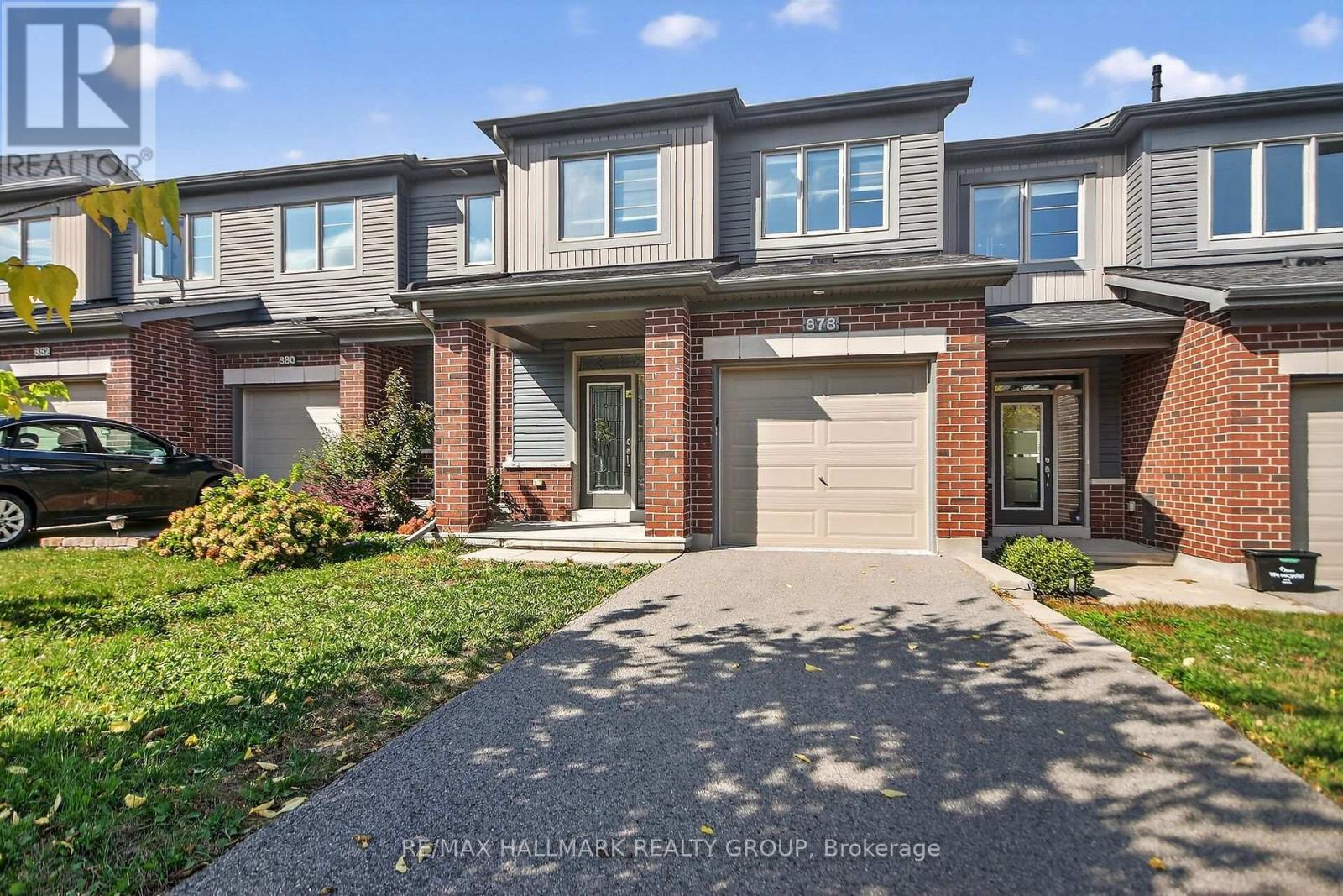 878 KILBIRNIE DRIVE, Ottawa, Ontario