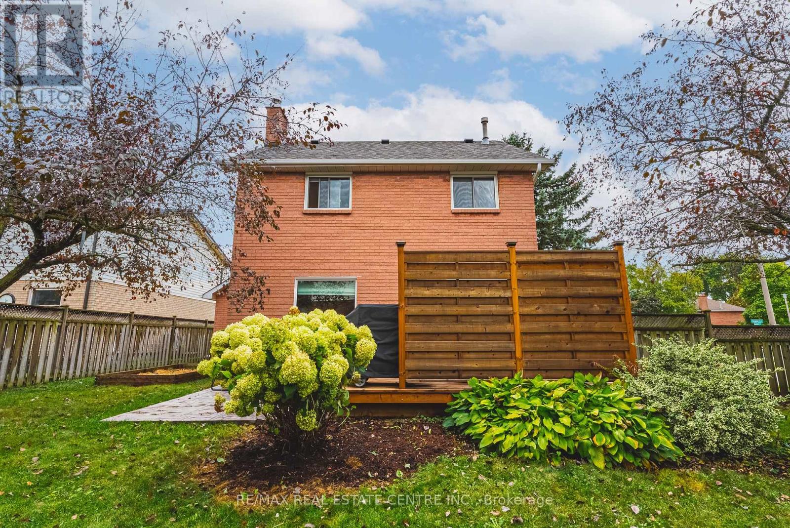 35 Cowan Boulevard, Cambridge, Ontario  N1T 1E6 - Photo 47 - X12431500