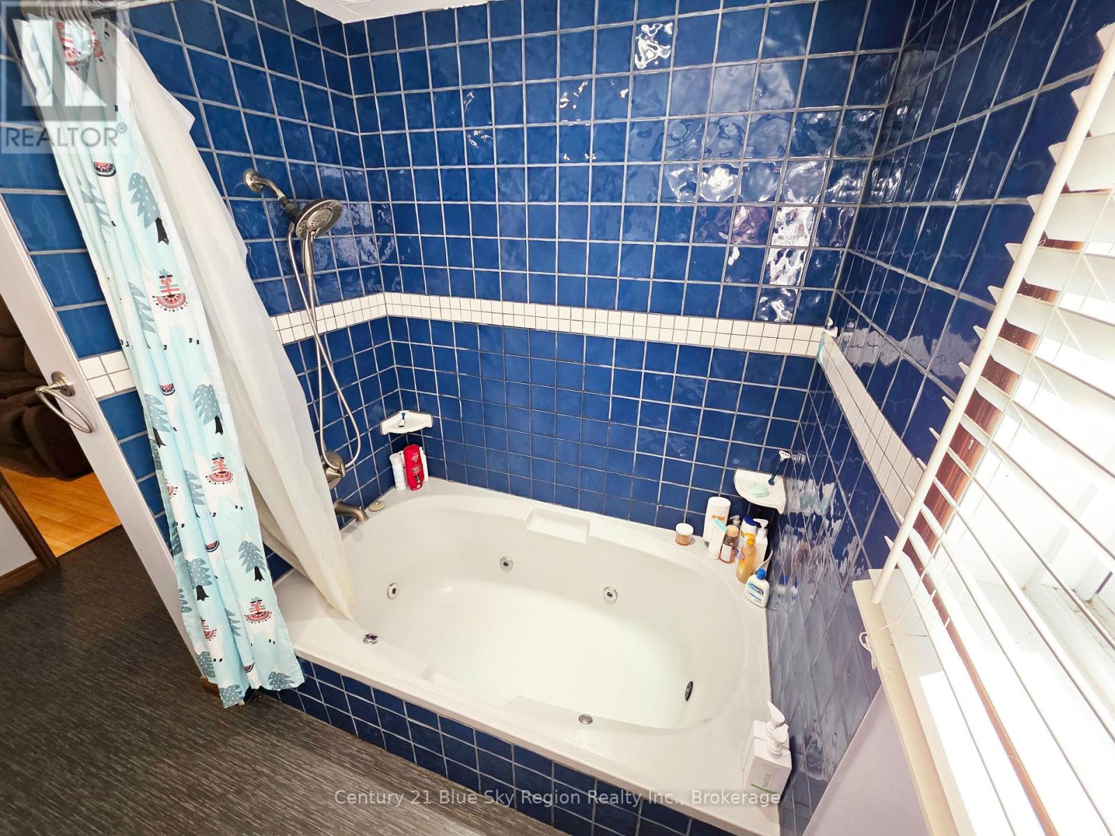 90 Feronia Road, North Bay, Ontario  P1B 8G4 - Photo 25 - X12431562