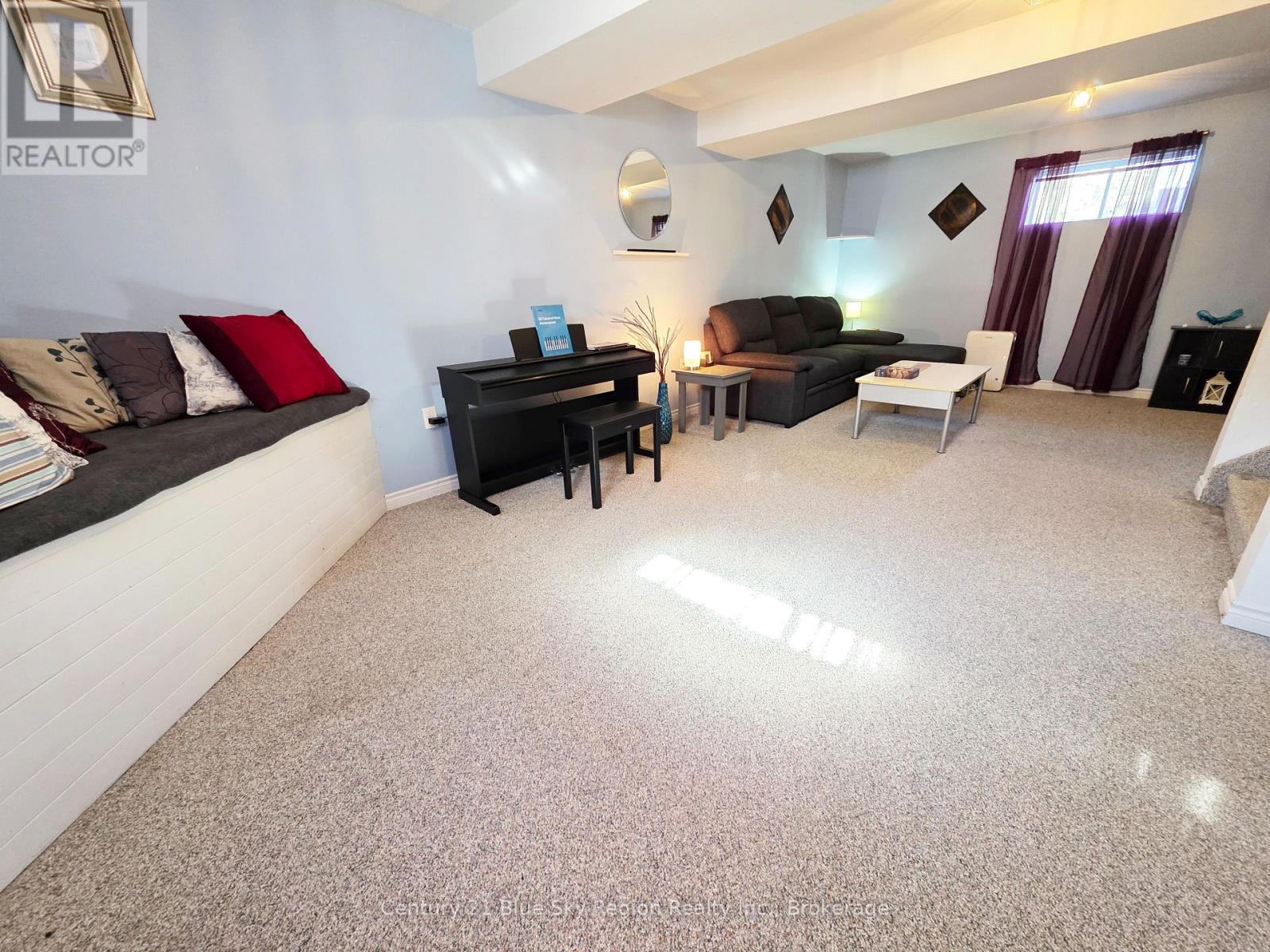 90 Feronia Road, North Bay, Ontario  P1B 8G4 - Photo 37 - X12431562
