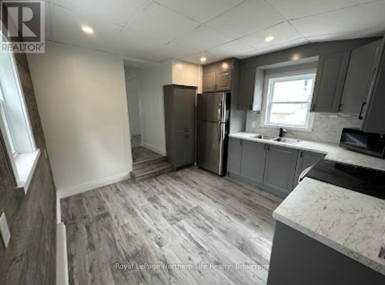 217 Princess Street E, North Bay, Ontario  P1B 1R1 - Photo 5 - X12431570