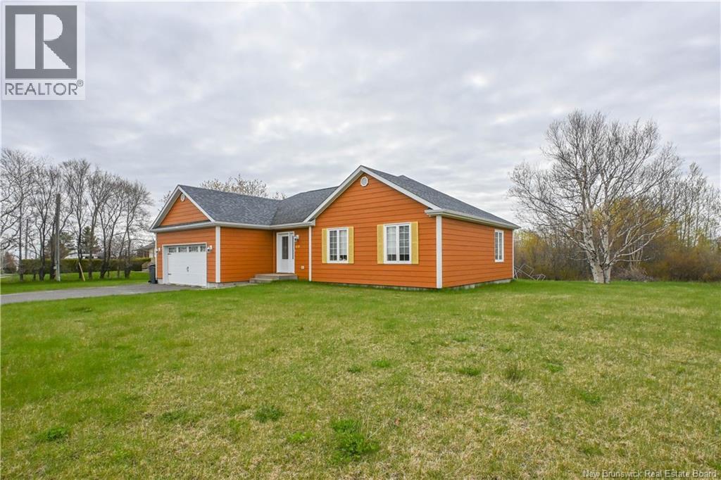 418 Wade Street, Tracadie, New Brunswick  E1X 1E2 - Photo 3 - NB127532