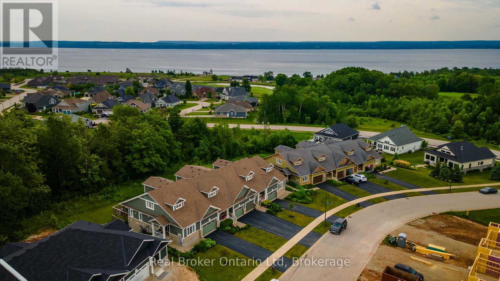 315 Telford Trail, Georgian Bluffs, Ontario  N0H 1S0 - Photo 2 - X12376371