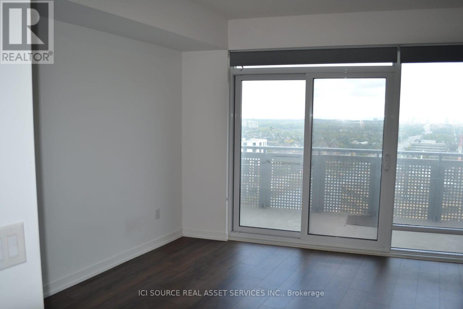 1007 - 2520 Eglinton Avenue W, Mississauga, Ontario  L5M 0Y4 - Photo 5 - W12421896