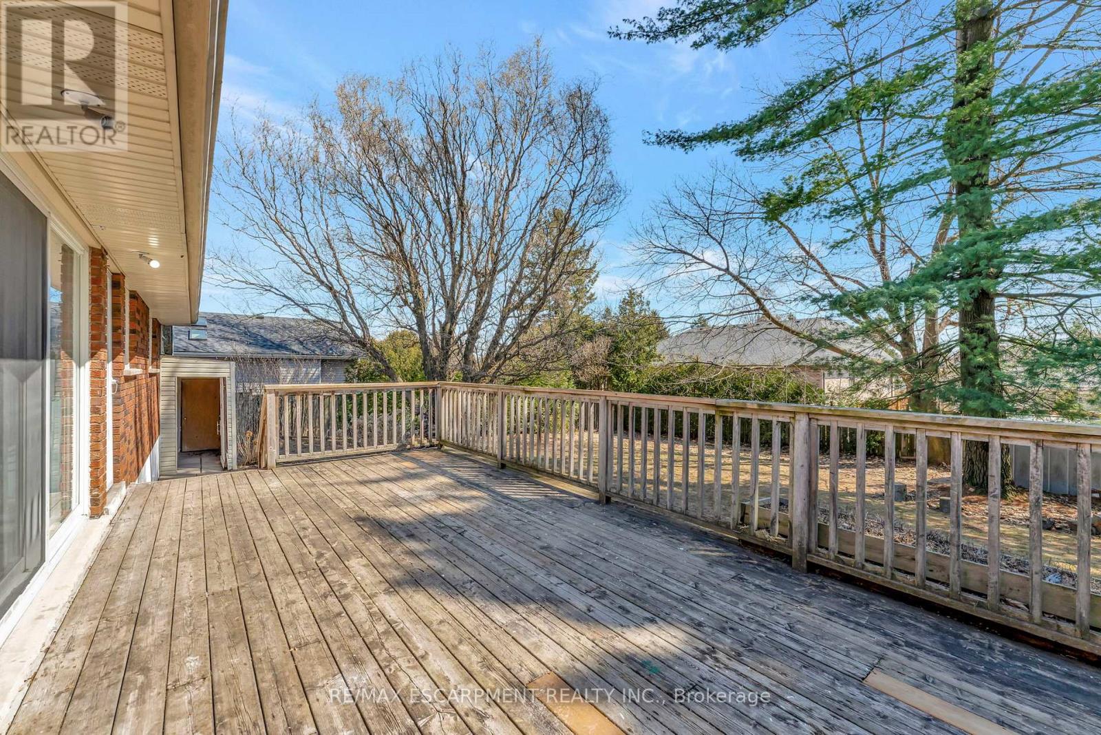 216 Sioux Road, Hamilton, Ontario  L9G 1P8 - Photo 41 - X12237208