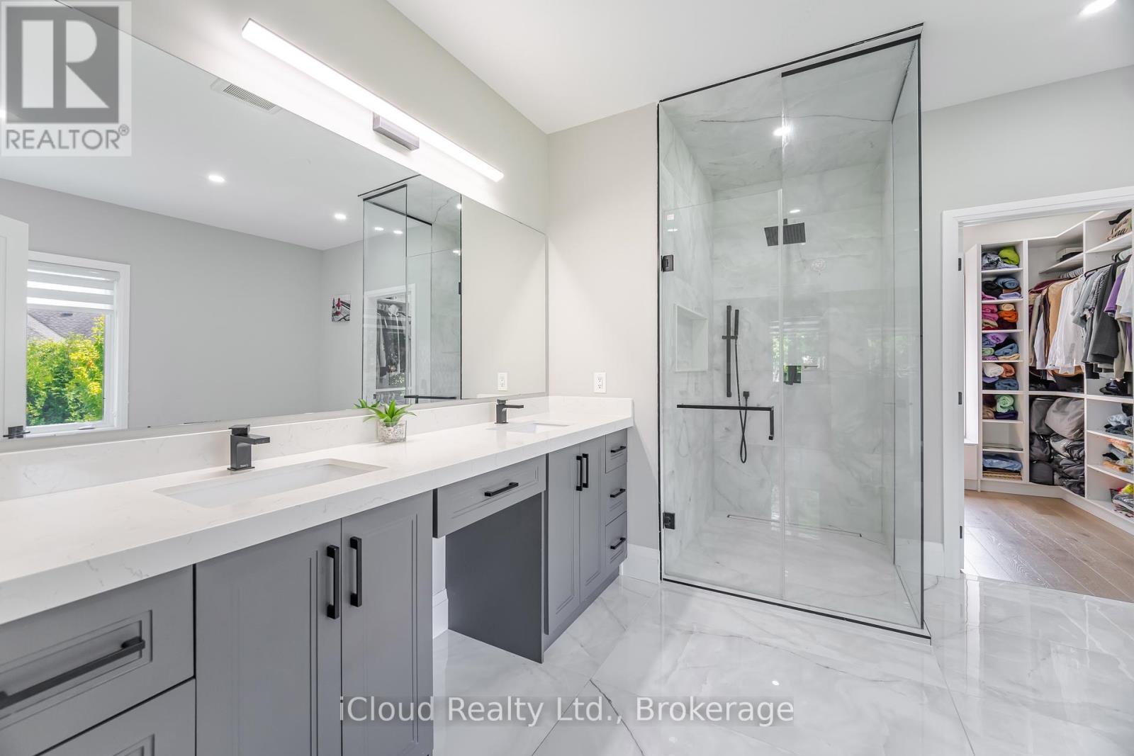 4 Deer View Ridge, Puslinch, Ontario  N1H 6H9 - Photo 24 - X12414431