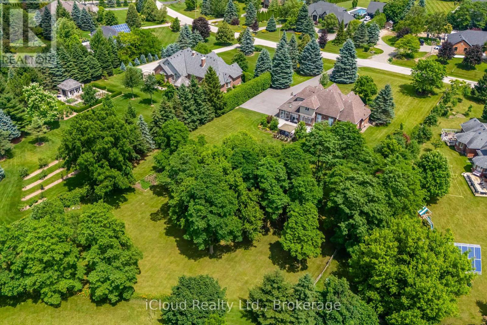 4 Deer View Ridge, Puslinch, Ontario  N1H 6H9 - Photo 32 - X12414431