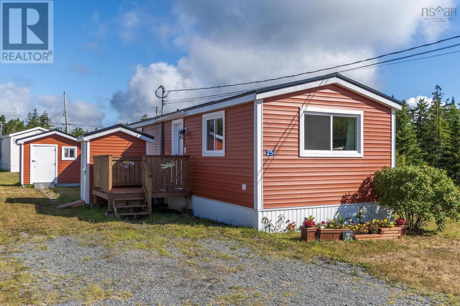 25 Owen Avenue, Mount Uniacke, Nova Scotia  B0N 1Z0 - Photo 1 - 202521138