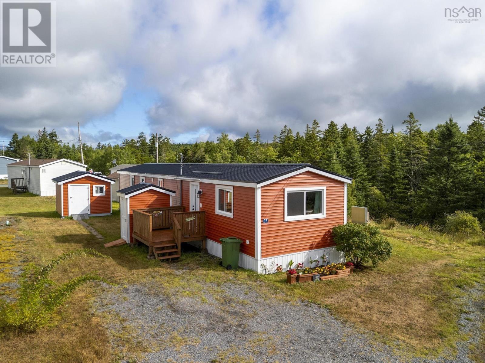 25 Owen Avenue, Mount Uniacke, Nova Scotia  B0N 1Z0 - Photo 2 - 202521138