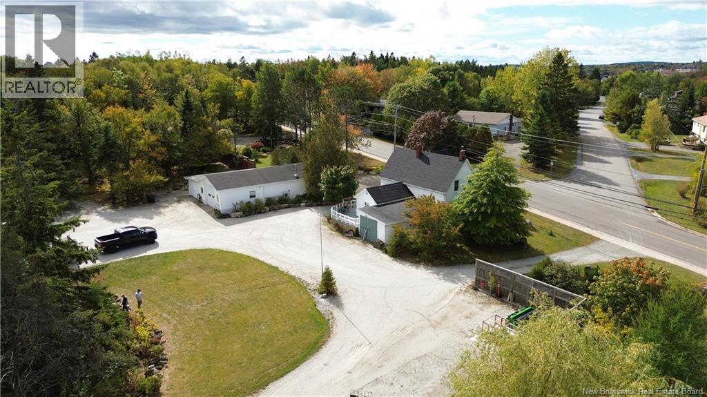 416 Hampton Road, Quispamsis, New Brunswick  E2E 4V5 - Photo 4 - NB127526