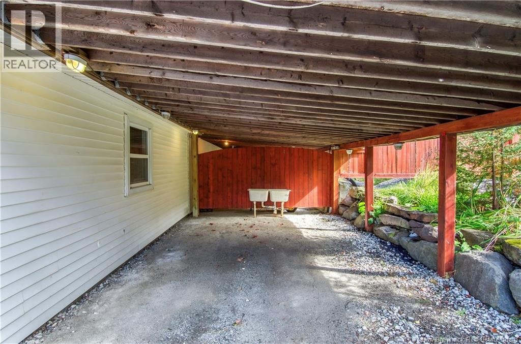 416 Hampton Road, Quispamsis, New Brunswick  E2E 4V5 - Photo 6 - NB127526