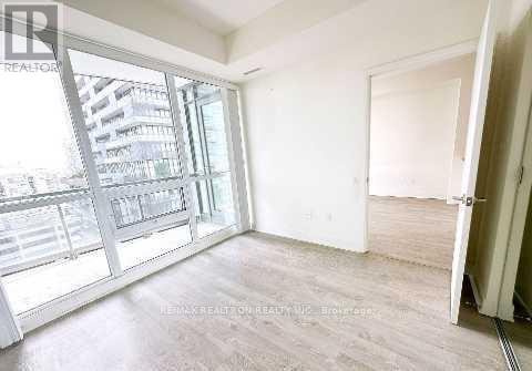 1501 - 30 Roehampton Avenue, Toronto, Ontario  M4P 0B9 - Photo 10 - C12404222