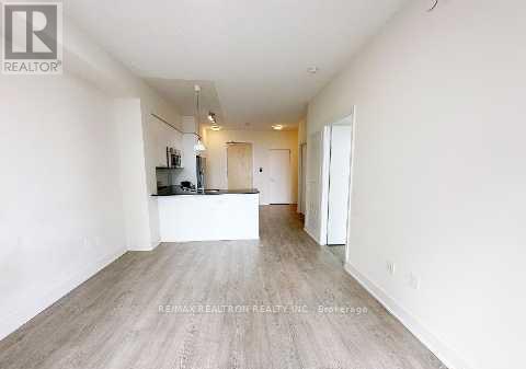 1501 - 30 Roehampton Avenue, Toronto, Ontario  M4P 0B9 - Photo 8 - C12404222