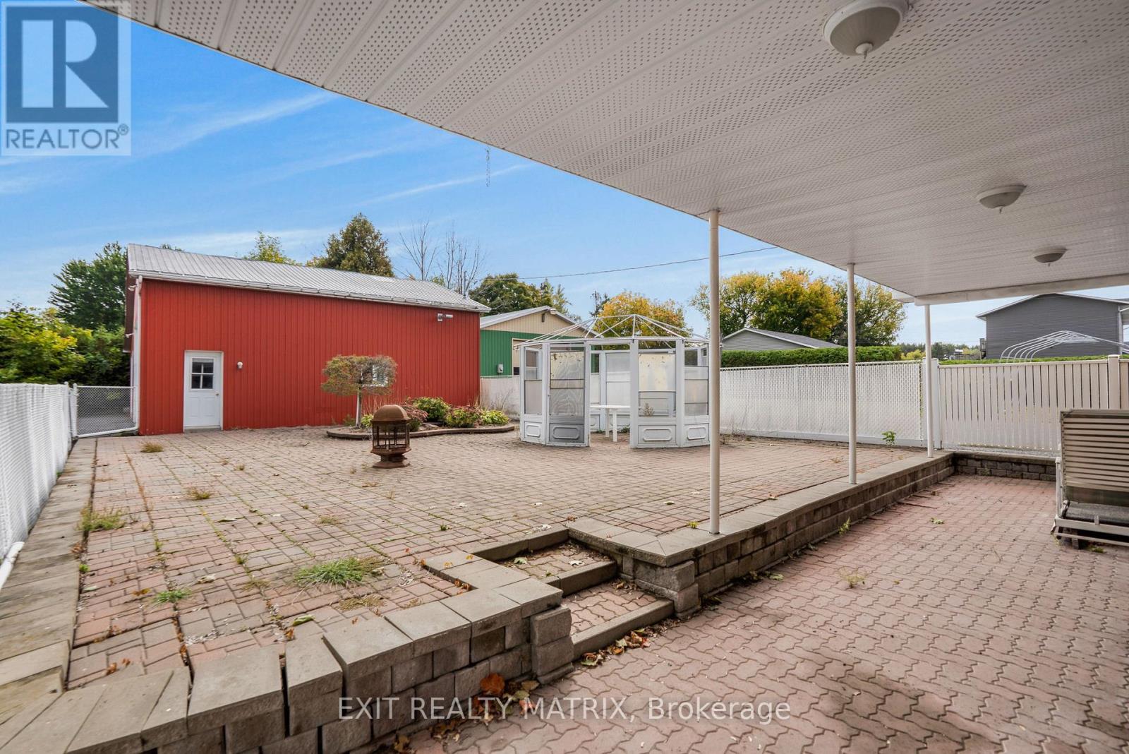 323 Longueuil Street, Champlain, Ontario  K0B 1K0 - Photo 26 - X12431605