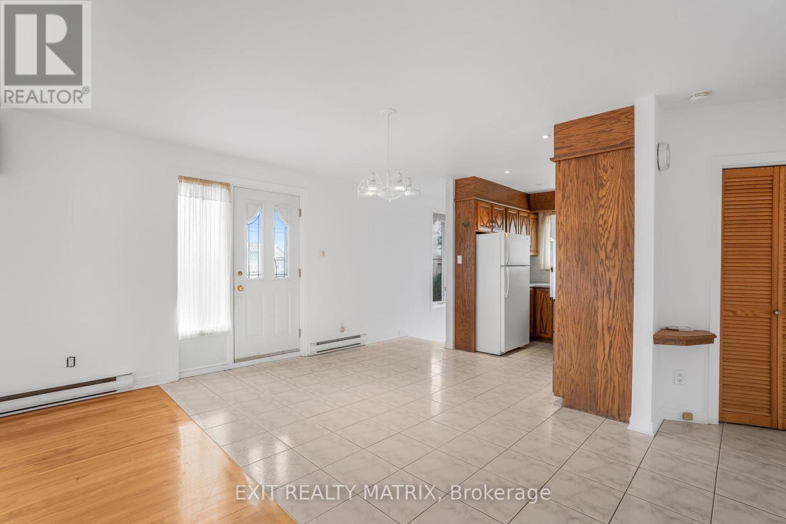 323 Longueuil Street, Champlain, Ontario  K0B 1K0 - Photo 6 - X12431605