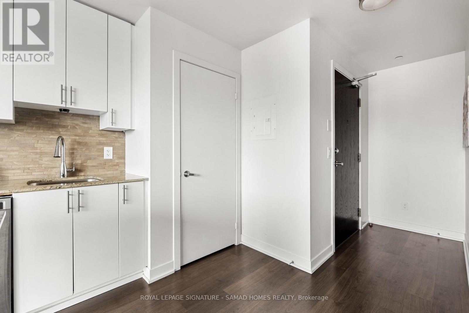 2401 - 225 Sackville Street, Toronto, Ontario  M5A 0B9 - Photo 13 - C12431520