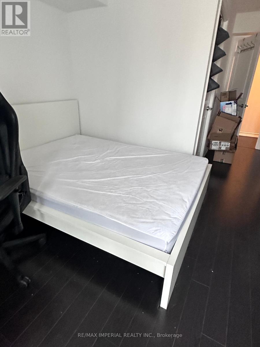 1715 - 386 Yonge Street, Toronto, Ontario  M5B 0A5 - Photo 15 - C12431534