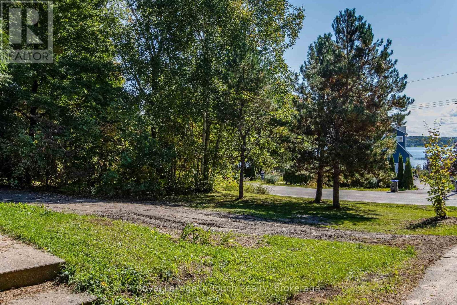 2170 North Orr Lake Road, Springwater, Ontario  L0L 1P0 - Photo 9 - S12431583