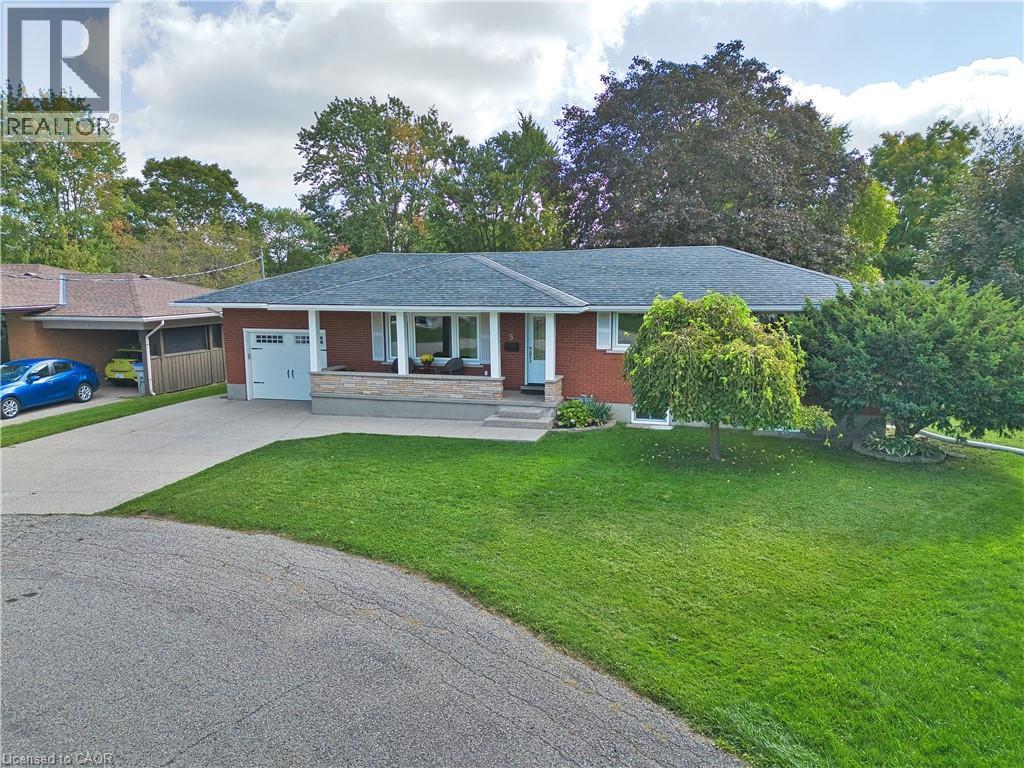 5 Tatham Place, Listowel, Ontario  N4W 3C2 - Photo 3 - 40773384