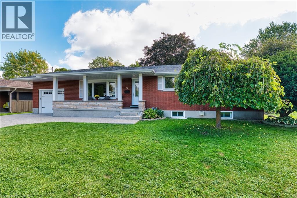 5 Tatham Place, Listowel, Ontario  N4W 3C2 - Photo 8 - 40773384