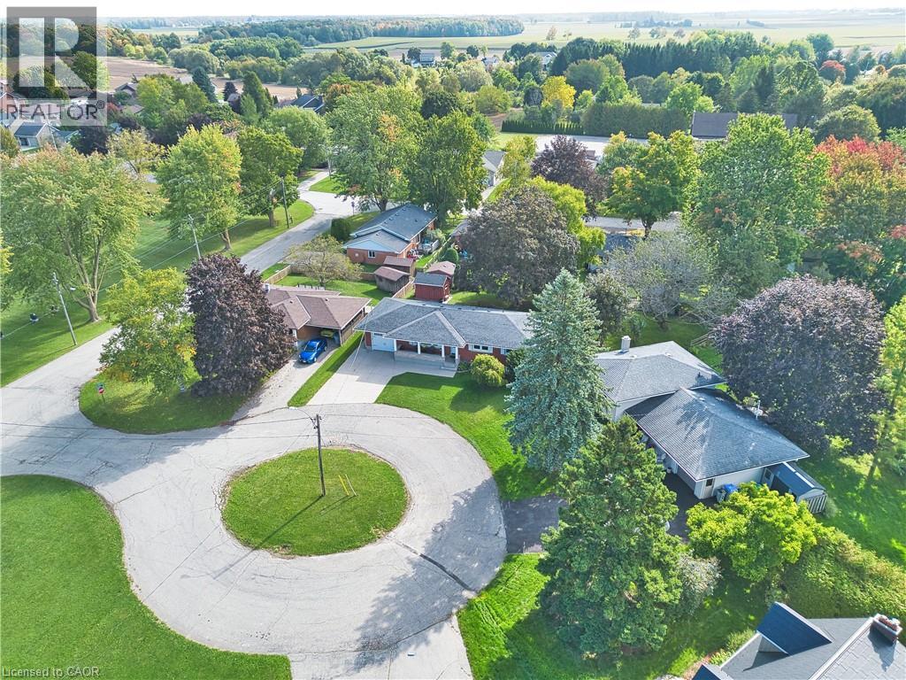 5 Tatham Place, Listowel, Ontario  N4W 3C2 - Photo 2 - 40773384