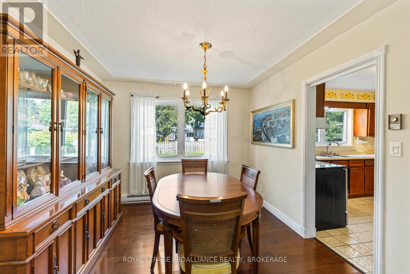 117 Seaforth Road, Kingston, Ontario  K7M 1E1 - Photo 14 - X12431635