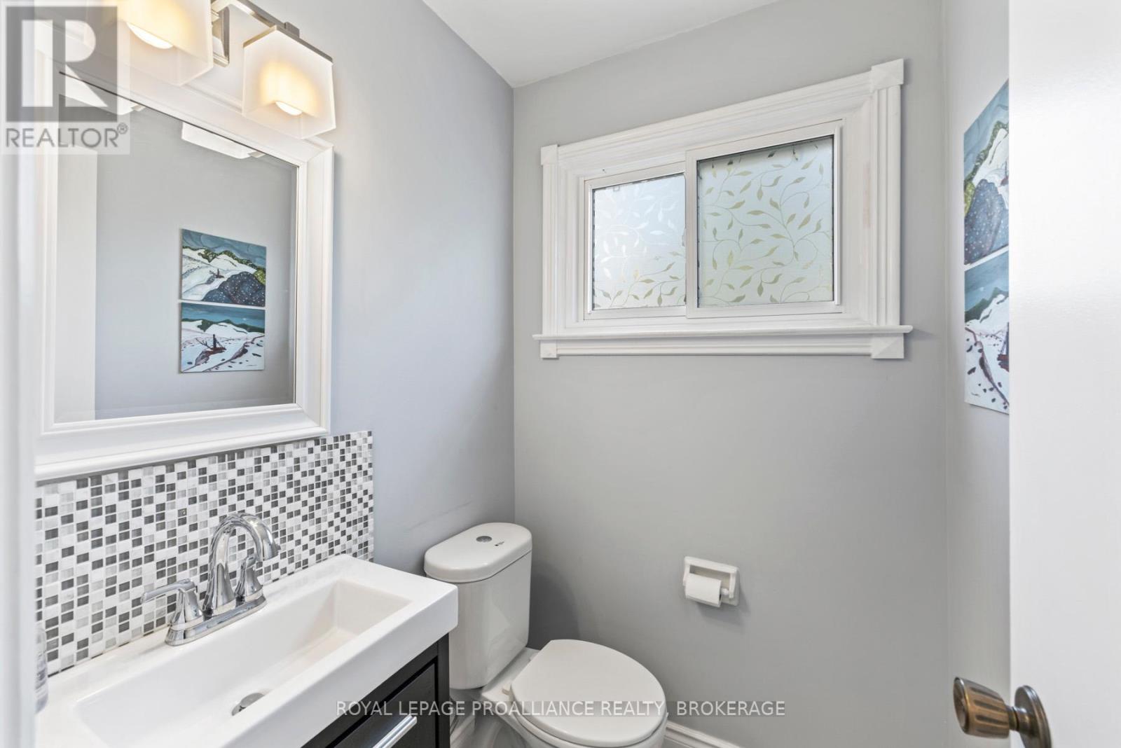 117 Seaforth Road, Kingston, Ontario  K7M 1E1 - Photo 23 - X12431635