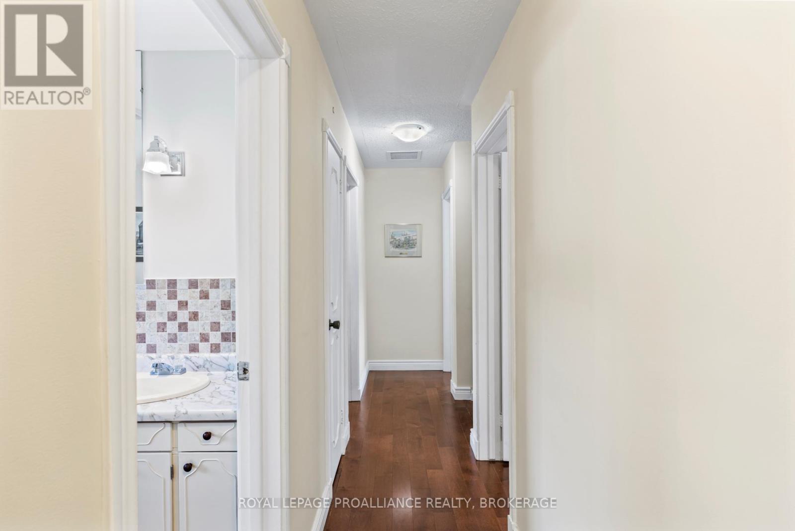 117 Seaforth Road, Kingston, Ontario  K7M 1E1 - Photo 24 - X12431635