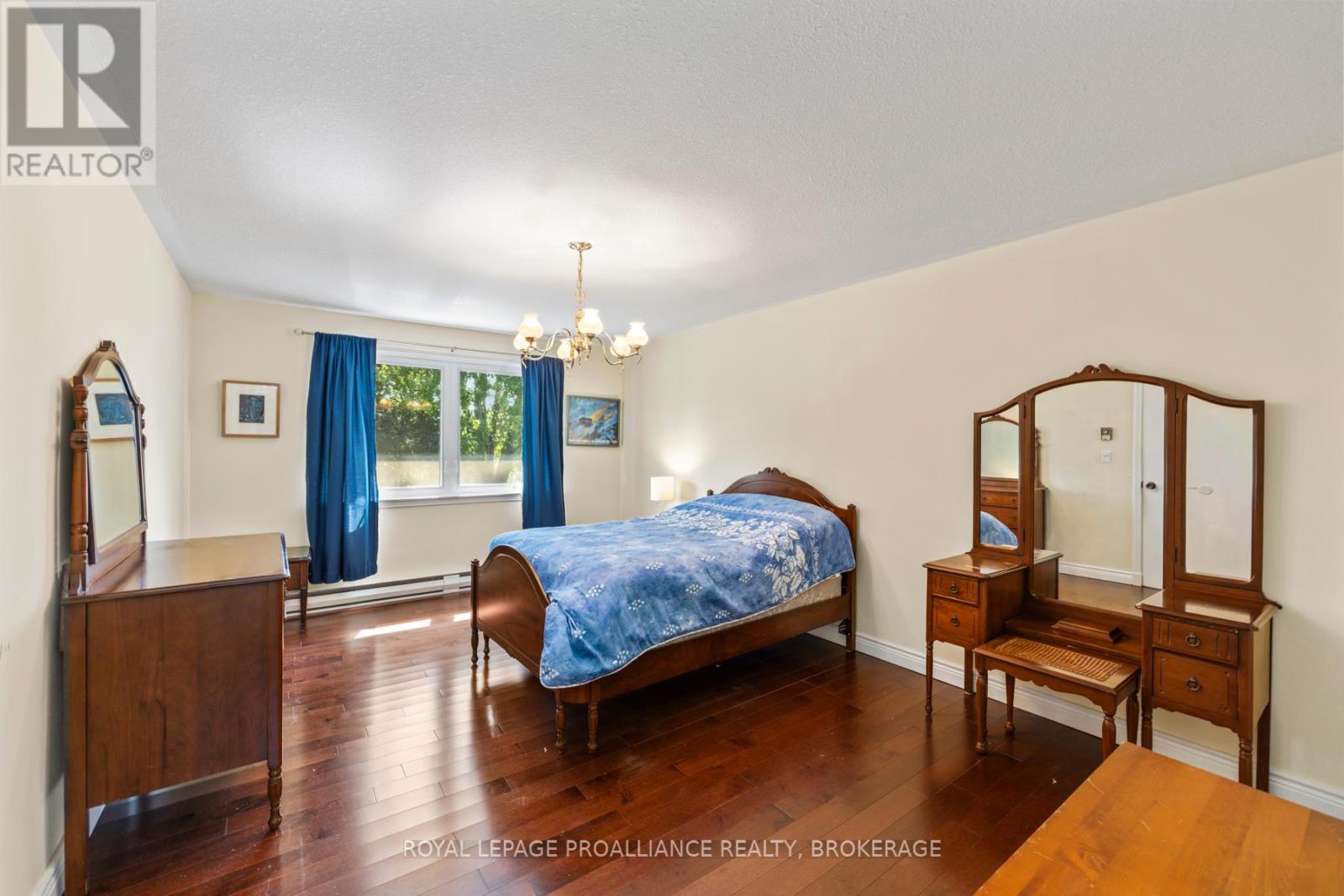 117 Seaforth Road, Kingston, Ontario  K7M 1E1 - Photo 25 - X12431635
