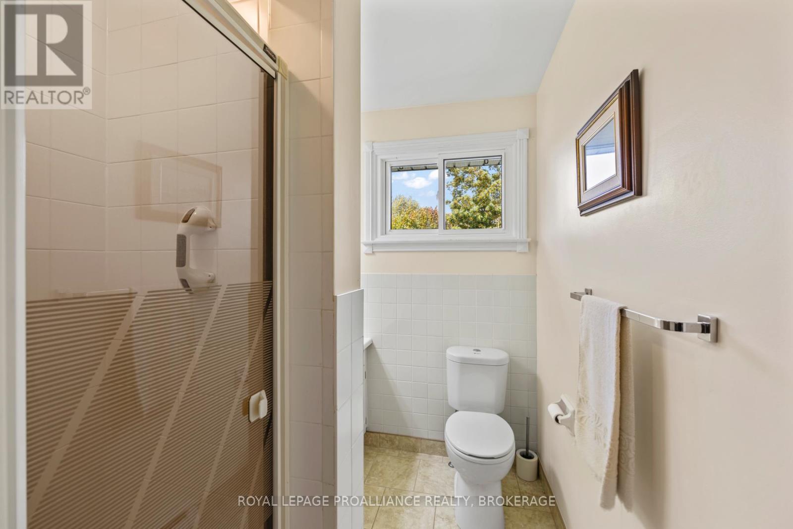 117 Seaforth Road, Kingston, Ontario  K7M 1E1 - Photo 29 - X12431635