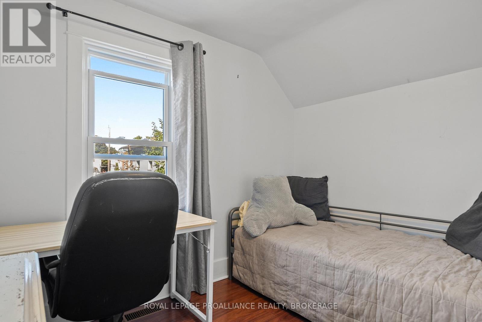 57 S Bartlett Street, Kingston, Ontario  K7K 1X3 - Photo 32 - X12431664