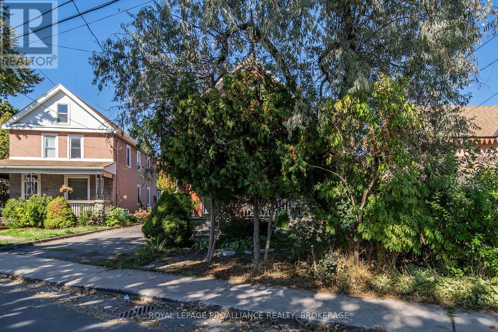57 S Bartlett Street, Kingston, Ontario  K7K 1X3 - Photo 4 - X12431664
