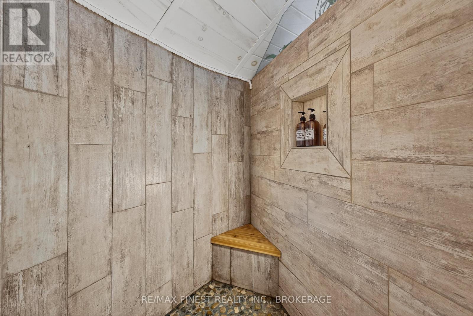 922 Lime Lake Road, Greater Napanee, Ontario  K0K 2W0 - Photo 17 - X12431670