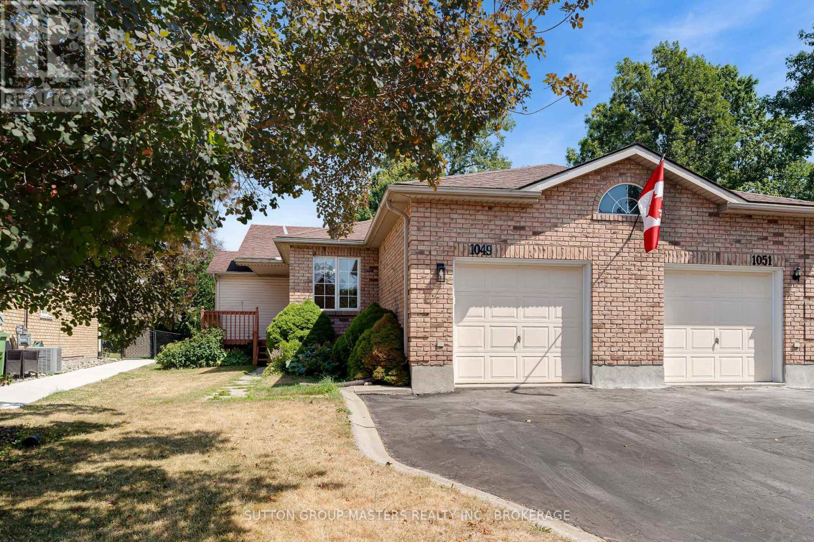 1049 Waterbury Crescent, Kingston (City Southwest), Ontario  K7M 8V4 - Photo 1 - X12431715