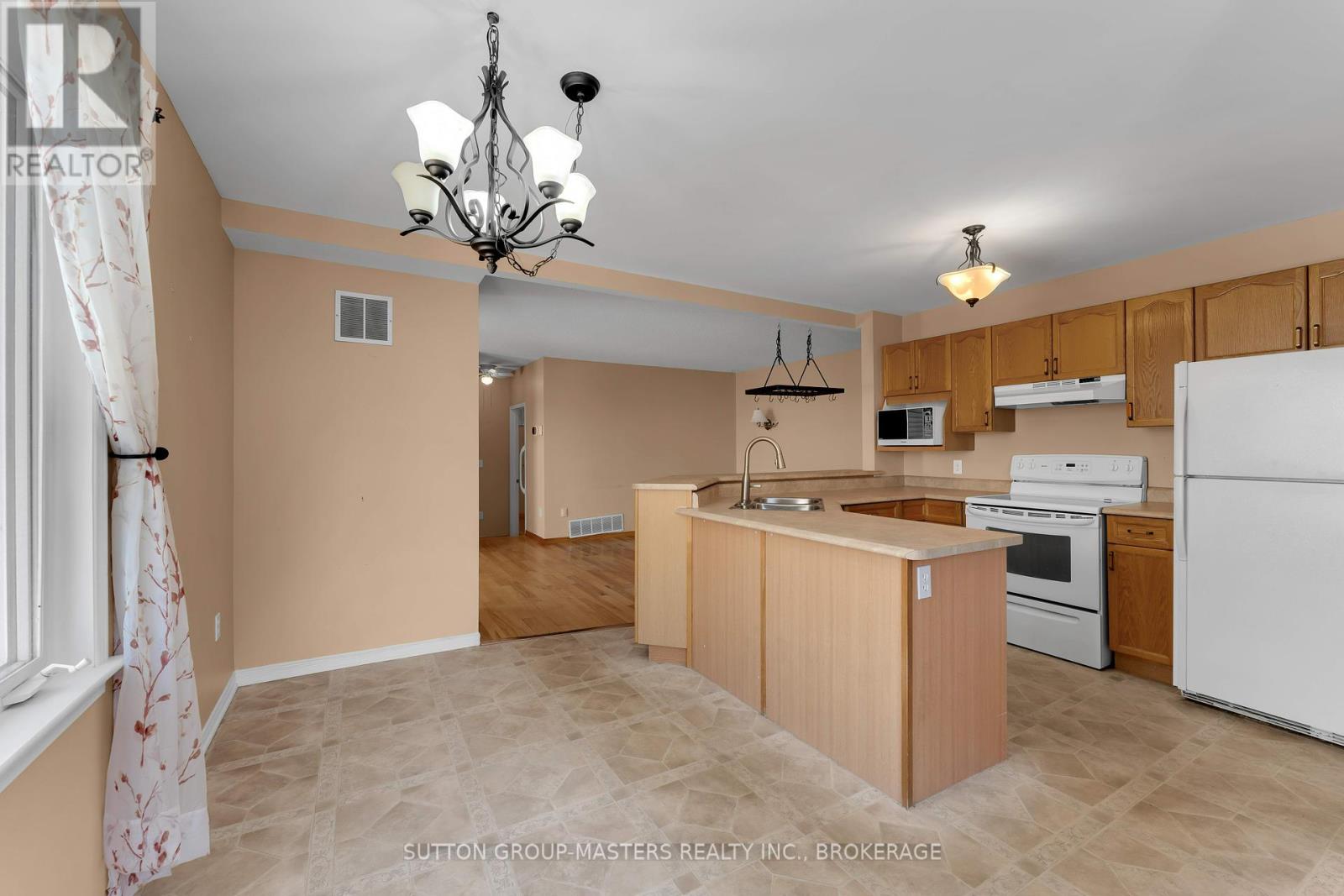 1049 Waterbury Crescent, Kingston (City Southwest), Ontario  K7M 8V4 - Photo 10 - X12431715
