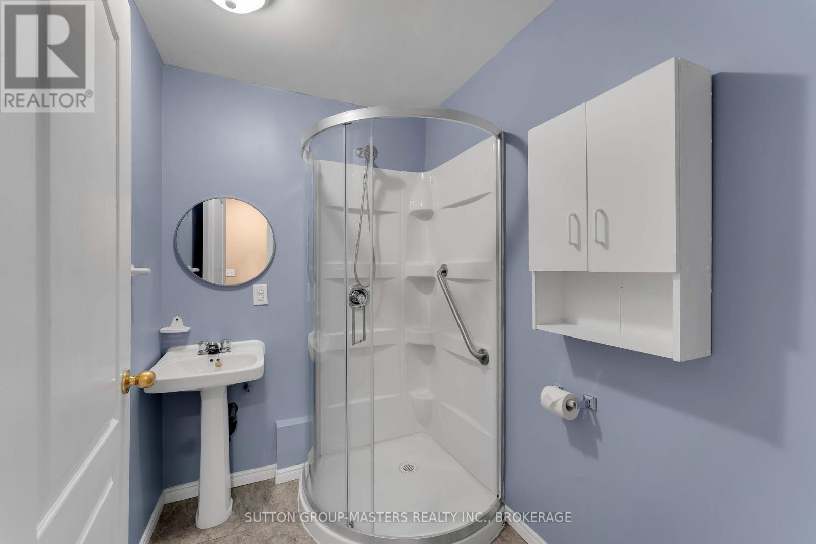 1049 Waterbury Crescent, Kingston (City Southwest), Ontario  K7M 8V4 - Photo 14 - X12431715