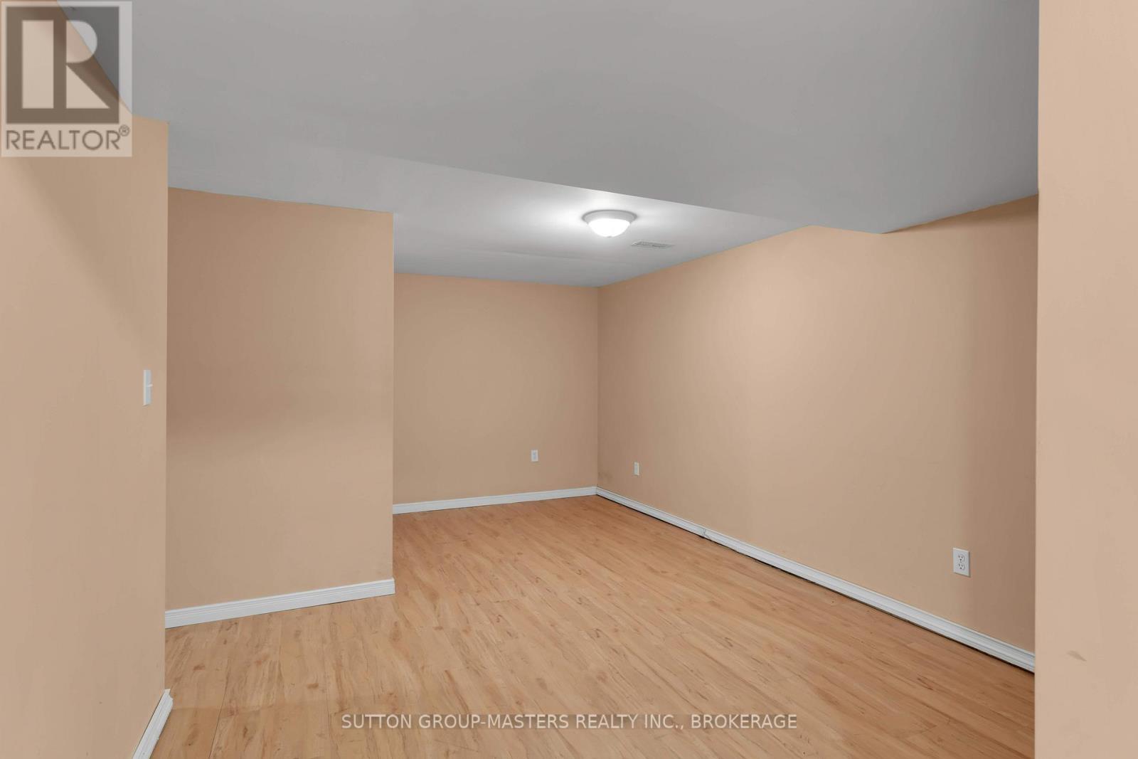 1049 Waterbury Crescent, Kingston (City Southwest), Ontario  K7M 8V4 - Photo 16 - X12431715