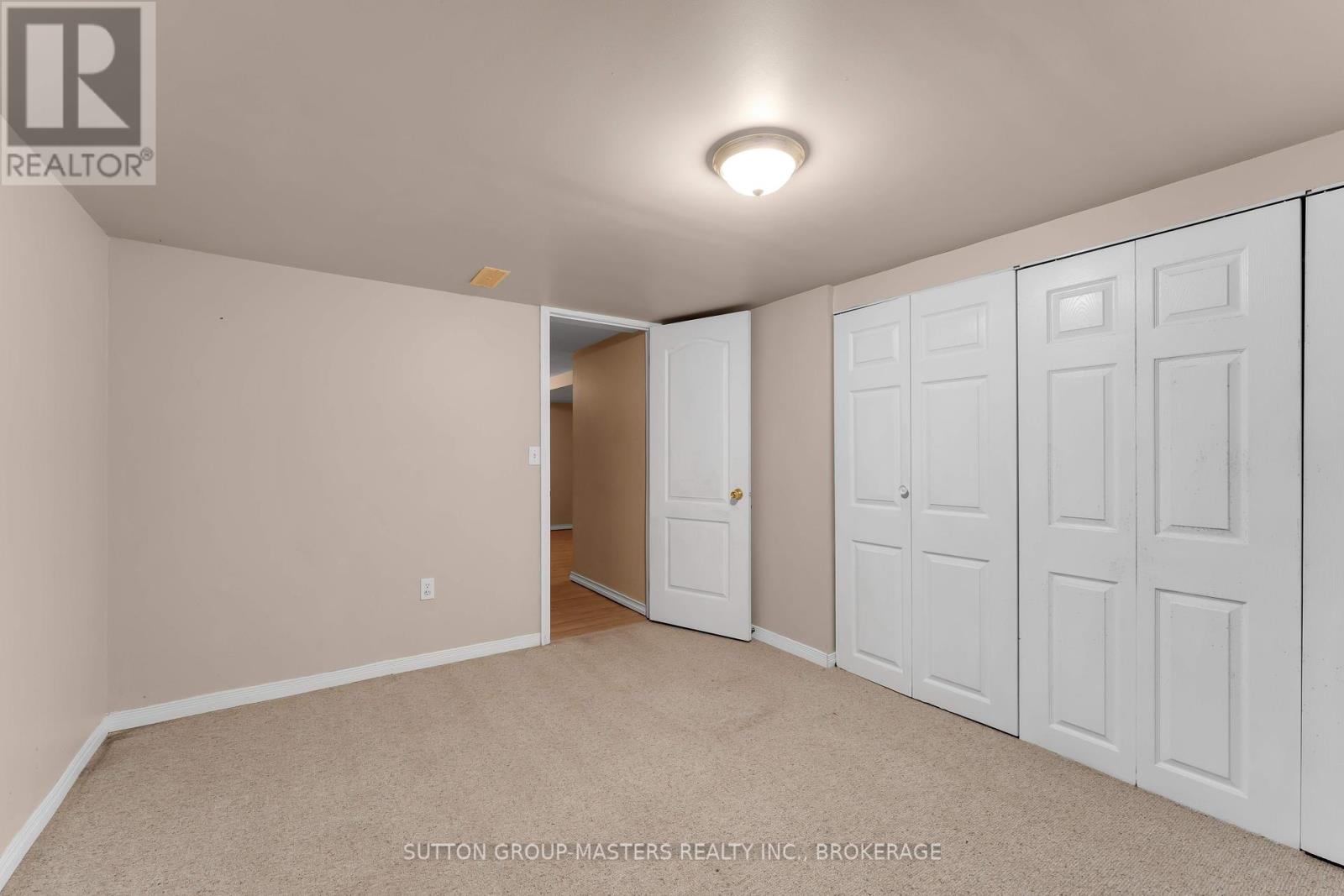 1049 Waterbury Crescent, Kingston (City Southwest), Ontario  K7M 8V4 - Photo 19 - X12431715