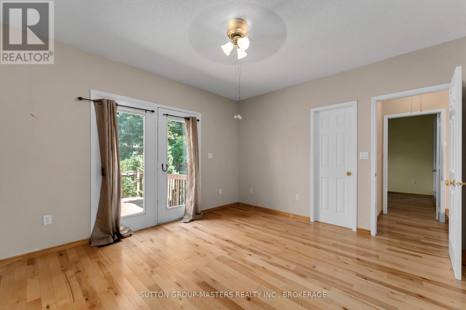 1049 Waterbury Crescent, Kingston (City Southwest), Ontario  K7M 8V4 - Photo 30 - X12431715