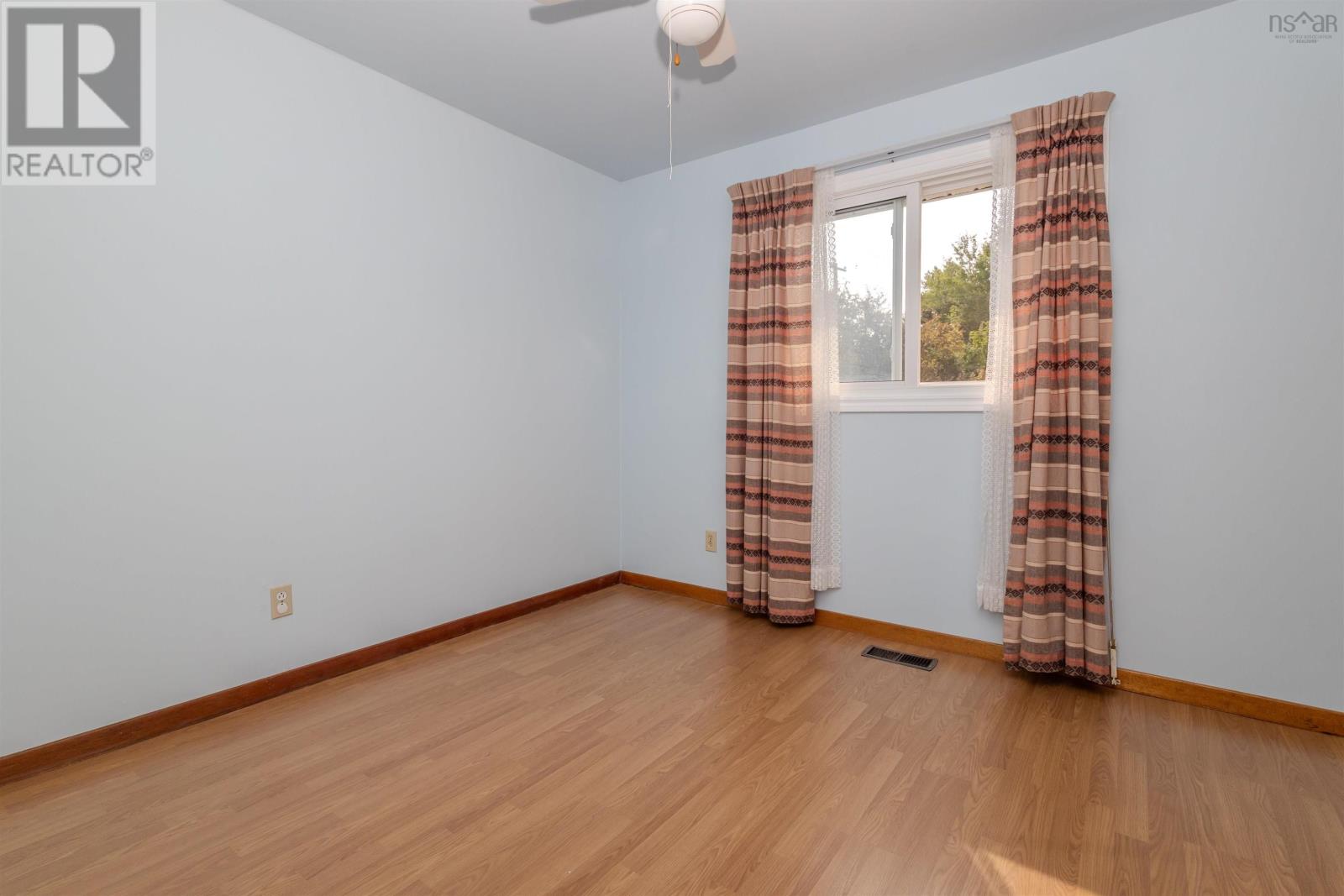 2450 Kings Road, Sydney Forks, Nova Scotia  B1L 1A1 - Photo 28 - 202524550