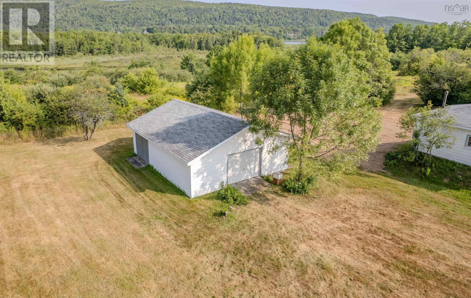 2450 Kings Road, Sydney Forks, Nova Scotia  B1L 1A1 - Photo 6 - 202524550