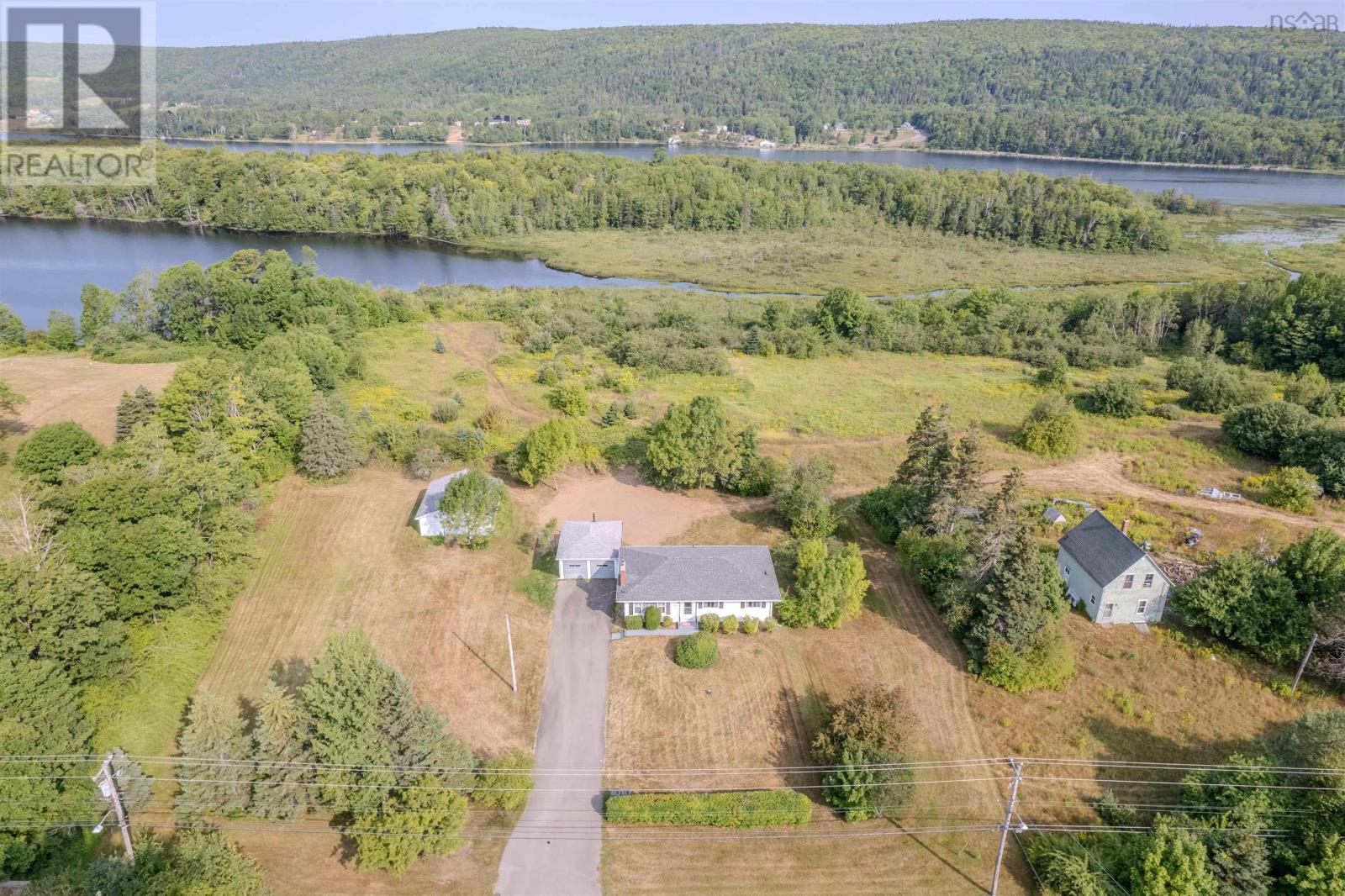2450 Kings Road, Sydney Forks, Nova Scotia  B1L 1A1 - Photo 9 - 202524550